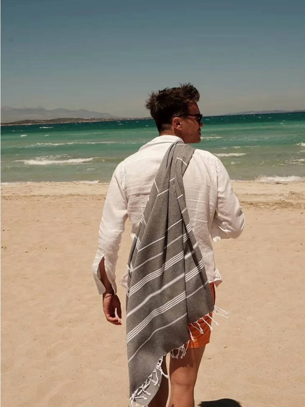NWT - Bay Laurel Turkish Towel with Travel Bag. XL 39”x71 still in wrapping